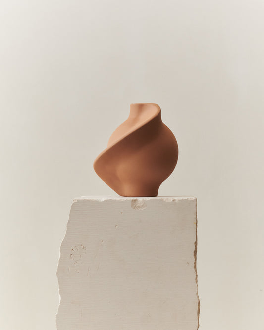PIROUT VASE 01 SANDED OCKER