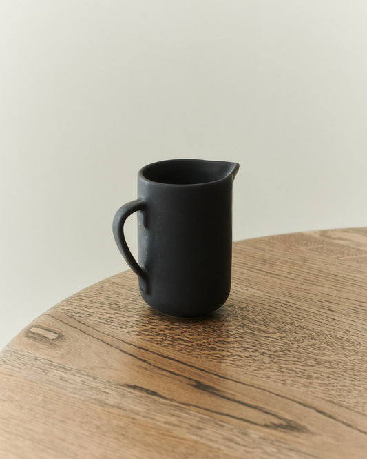 PISU 13 PITCHER