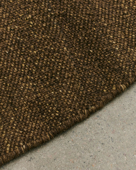 FOUND RUG 05