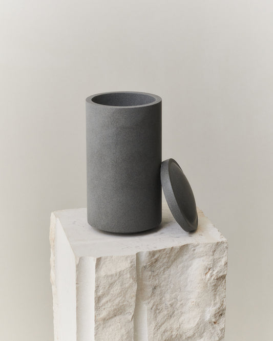 GALLERY OBJECT JAR 04