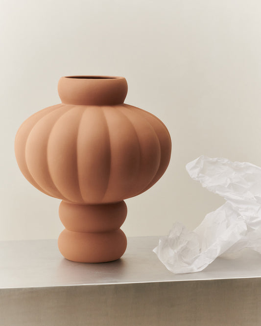 BALLOON VASE 03 SANDED OCKER